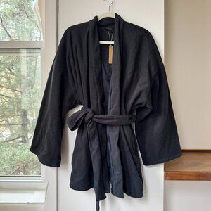 NWT SKIMS Fleece Lounge Wrap Robe Jacket Black Large